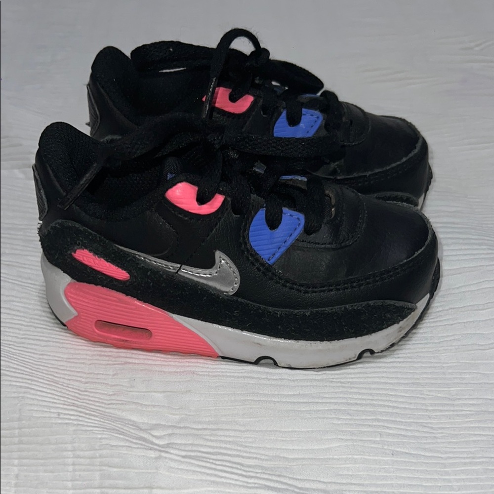 Nike Black and Pink Retro Sneakers with Chunky Silhouette